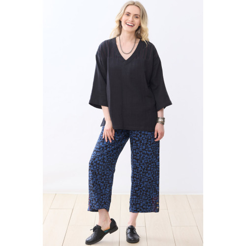 Kesari Pull-On Crop Pant - Marine/Black Kesari Pull-On Crop Pant - Marine/Black